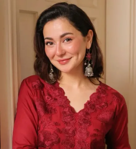 Hania Aamir