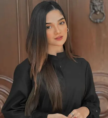 Romaisa Khan