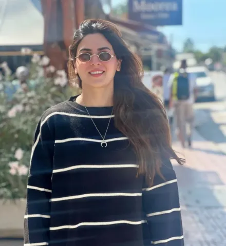 Rushna Khan