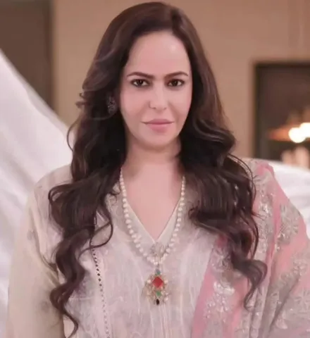 Zainab Qayyum
