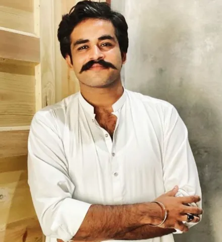 Adnan Samad Khan