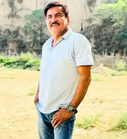 Rashid Farooqui