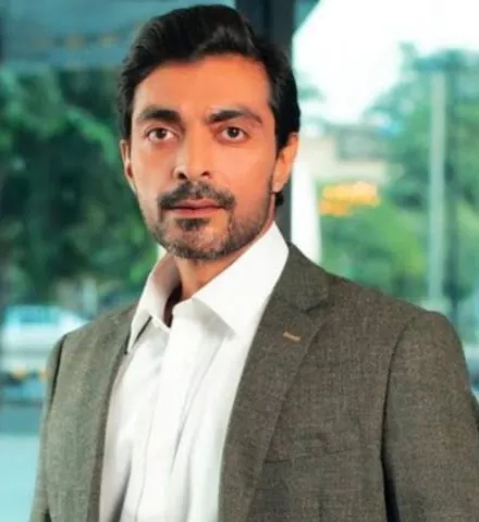 Alyy Khan